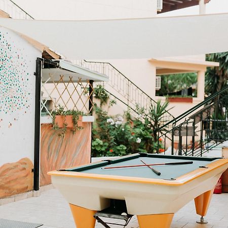 Wilde Rose Hotel Dassia  Luaran gambar