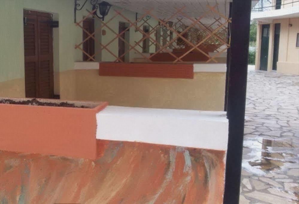 Wilde Rose Hotel Dassia  Luaran gambar